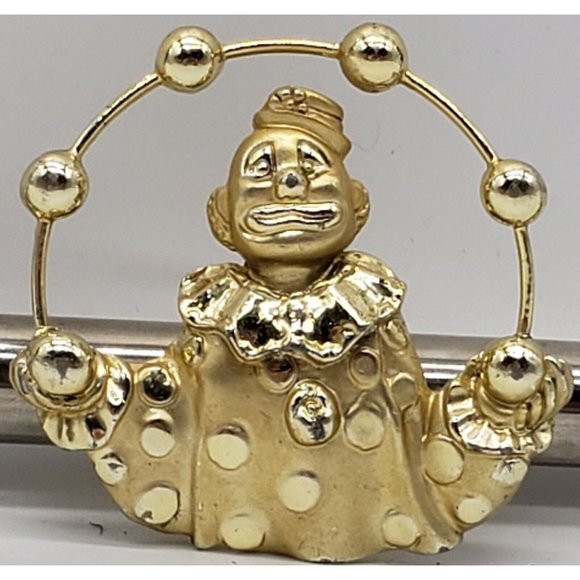 AJC Gold Tone Juggling Clown Vintage Brooch - Picture 6 of 8